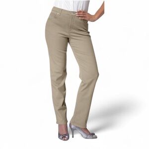 2/$30 Gloria Vanderbilt Beige Jeans Sz 16 Amanda Short Slimming Soft Touch